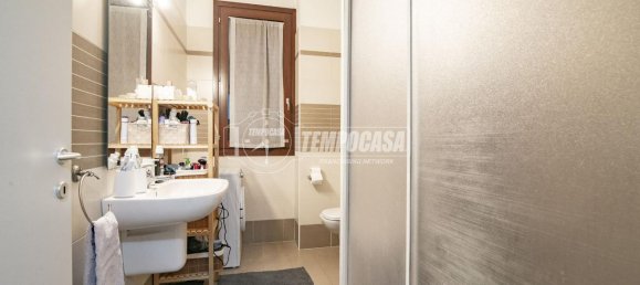 Квартира с 2 комнатами в Кассано д’Адда, Италия № 13151 10