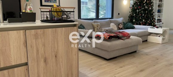 3 bedrooms Villa in Venice, Italy No. 106463 5