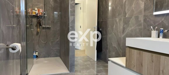 3 bedrooms Villa in Venice, Italy No. 106463 11