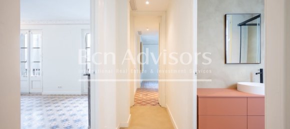 Apartamento T3 em Ciutat Vella, Spain N.º 164753 24