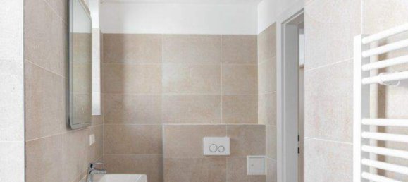 2-salle Appartement à Brigittenau, Austria No. 56775 8