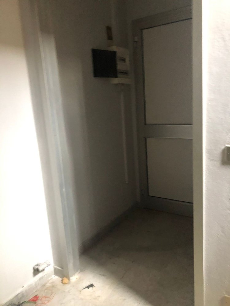 80m² Office in Carrara, Italy No. 70397