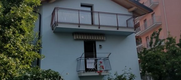 2 bedrooms House in Trento, Italy No. 327871 7