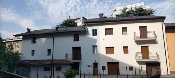 2 bedrooms House in Trento, Italy No. 327871 6