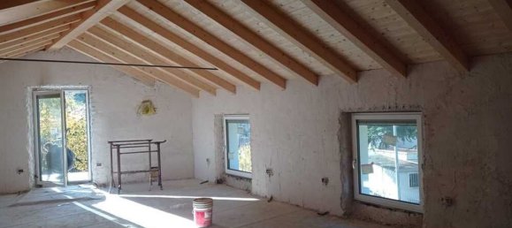 2 bedrooms House in Trento, Italy No. 327871 10