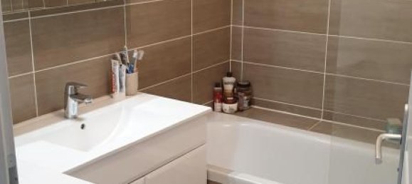 Gebäude in Saint-Fargeau-Ponthierry, France 300m², Nr. 186866 6