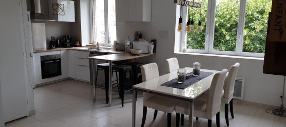 Gebäude in Saint-Fargeau-Ponthierry, France 300m², Nr. 186866 5