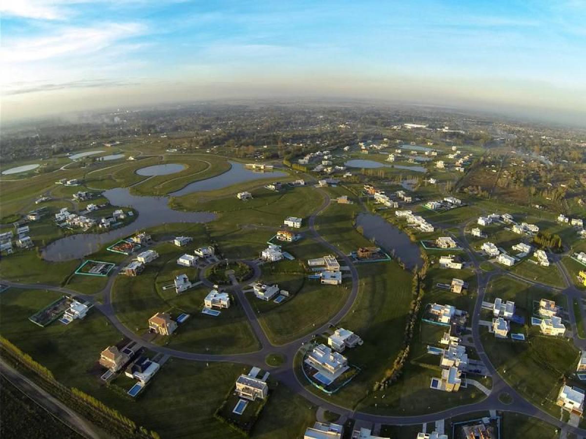  Land in General Rodriguez, Argentina No. 117244