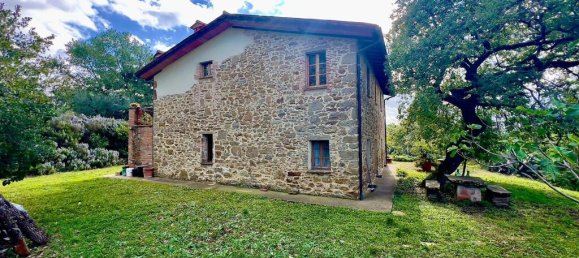 4 bedrooms House in Piegaro, Italy No. 55682 33