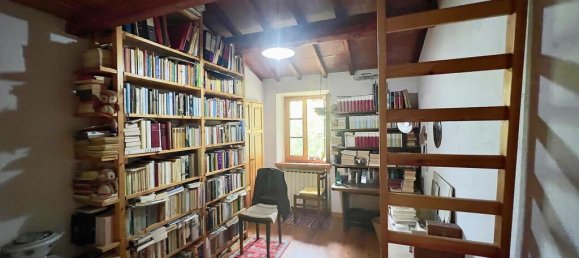 4 bedrooms House in Piegaro, Italy No. 55682 28