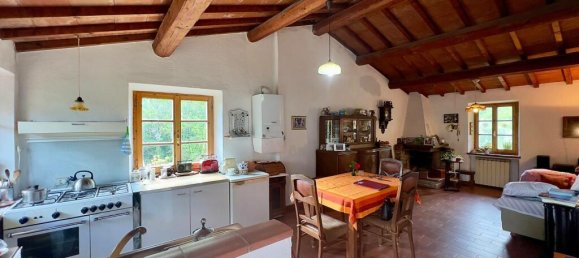 4 bedrooms House in Piegaro, Italy No. 55682 14