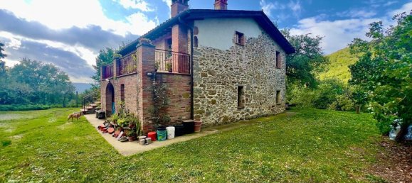 4 bedrooms House in Piegaro, Italy No. 55682 4