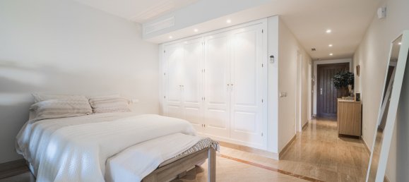 Apartamento de 1 dormitorio en Marbella, Spain No. 4652 11