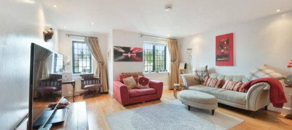 Квартира с 2 спальнями в Эпсом, Великобритания № 9722 2