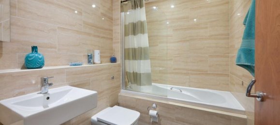 Квартира с 2 спальнями в Эпсом, Великобритания № 9722 9