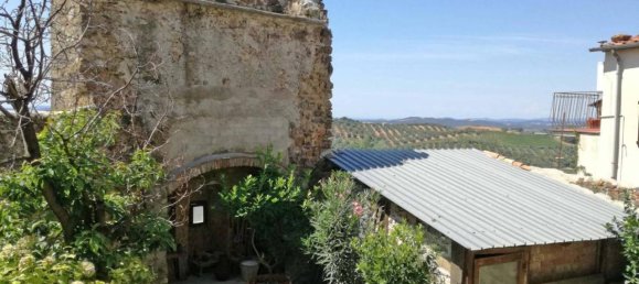 7 rooms Apartment in Manciano, Italy No. 25506 11