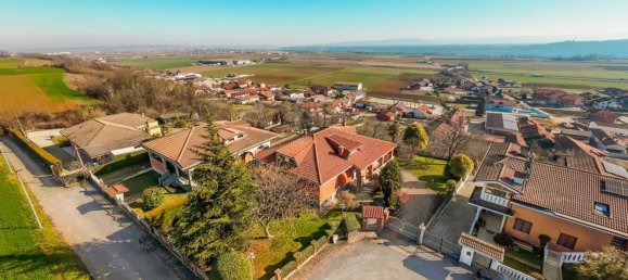 8-salle Villa à Cervere, Italy No. 145395 6