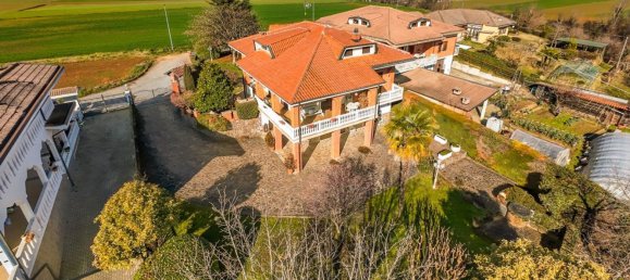 8-salle Villa à Cervere, Italy No. 145395 7