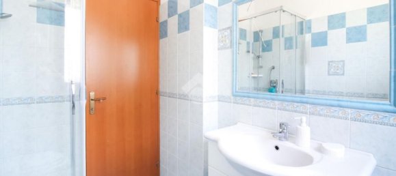 3-salle Appartement à Martinsicuro, Italy No. 295985 44