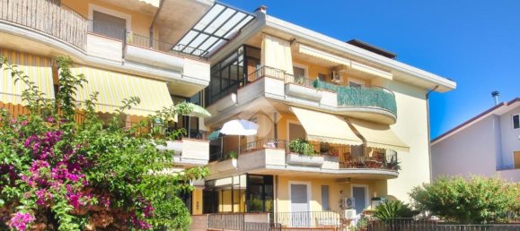 3-salle Appartement à Martinsicuro, Italy No. 295985 23