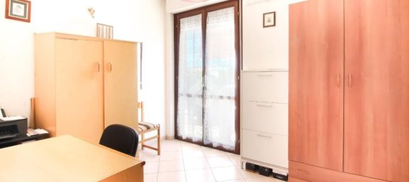 3-salle Appartement à Martinsicuro, Italy No. 295985 17
