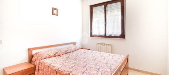 3-salle Appartement à Martinsicuro, Italy No. 295985 15
