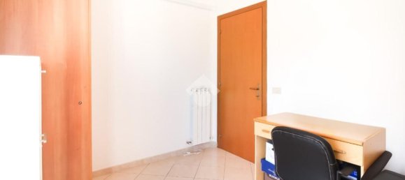 3-salle Appartement à Martinsicuro, Italy No. 295985 41