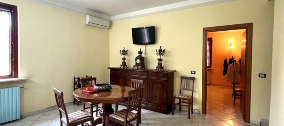 3-Zimmer Wohnung in Mantua, Italy, Nr. 314767 3