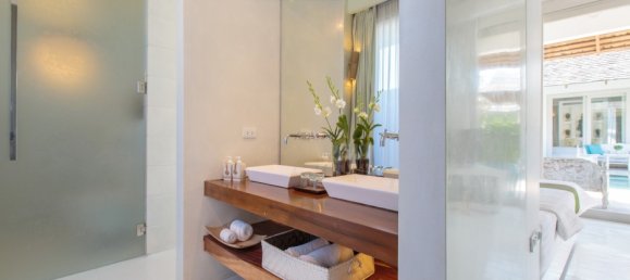 5 bedrooms Villa in Ko Samui, Thailand No. 8997 2