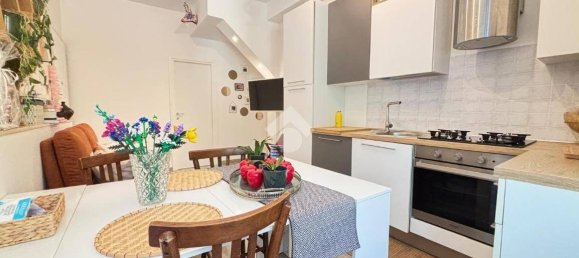 2 Schlafzimmer Wohnung in Rome, Italy, Nr. 347955 10