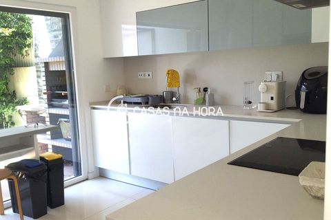 4 Schlafzimmer Haus in Seixal, Portugal, Nr. 271637