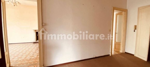 Apartamento de 5 dormitorios en Domodossola, Italy No. 105910 11