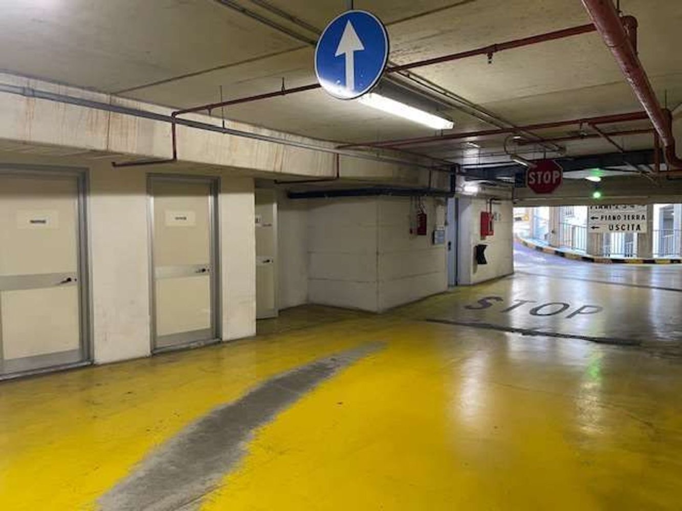 12m² Garage in Parma, Italy No. 364003