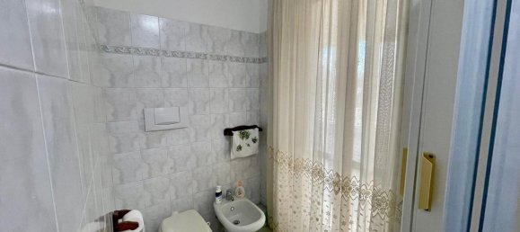 4 rooms Apartment in Bra, Italy No. 269727 3