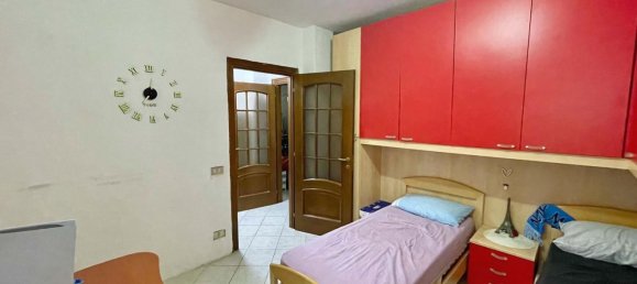 4 rooms Apartment in Bra, Italy No. 269727 6