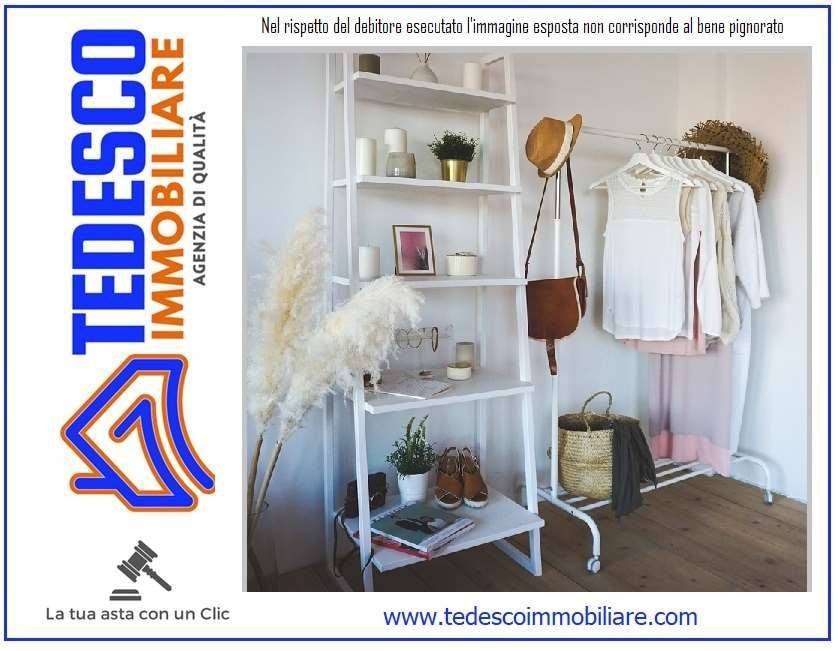 3 rooms House in Pontecagnano Faiano, Italy No. 301401