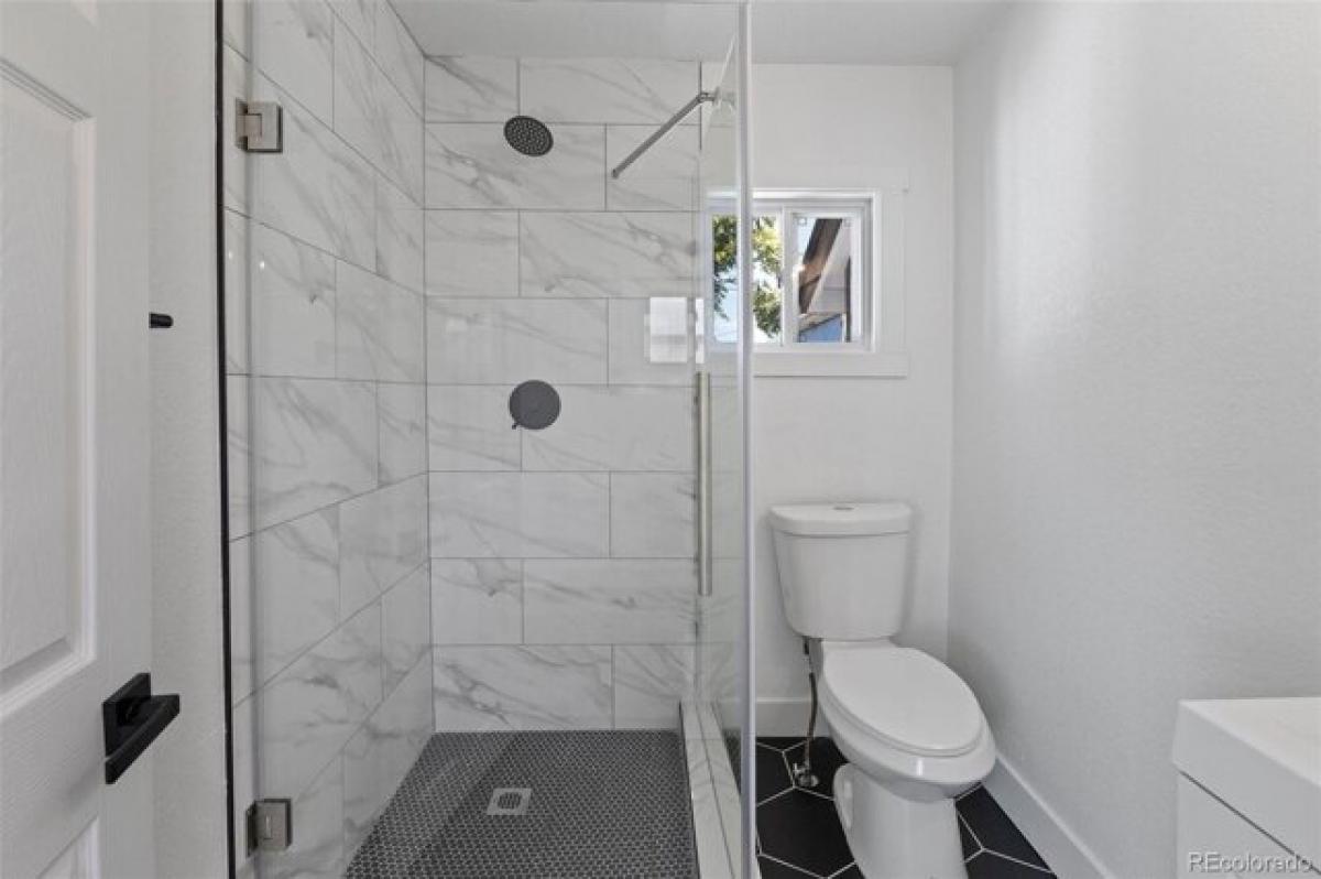 3 bedrooms House in Commerce City, USA No. 400648