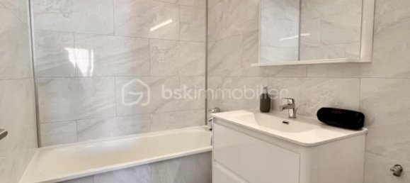 2 chambres Appartement à Chennevières-sur-Marne, France No. 330438 7