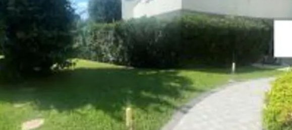 3-salle Appartement à Giussano, Italy No. 8194 11