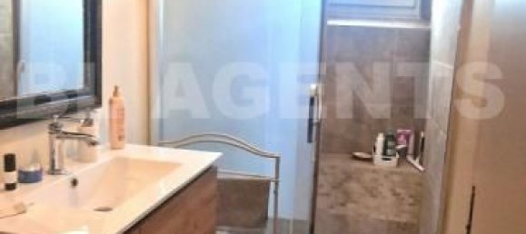 5 bedrooms House in Castelsarrasin, France No. 336286 7