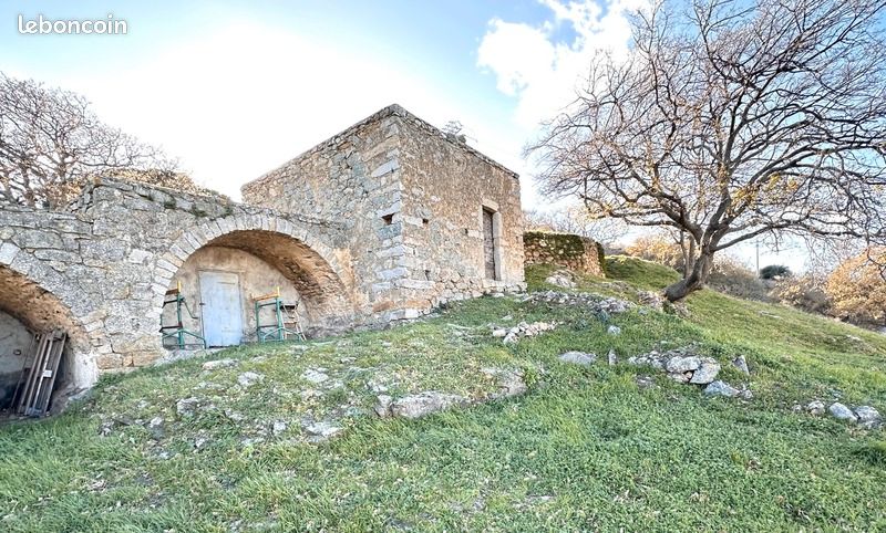 3 Schlafzimmer Haus in Cateri, France, Nr. 76294