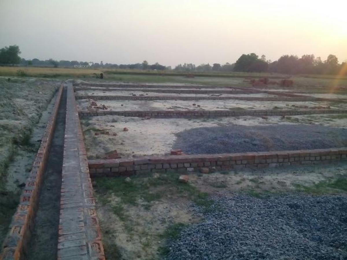  Land in Lucknow, India No. 30364