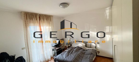 4 rooms Apartment in Selvazzano Dentro, Italy No. 2903 27