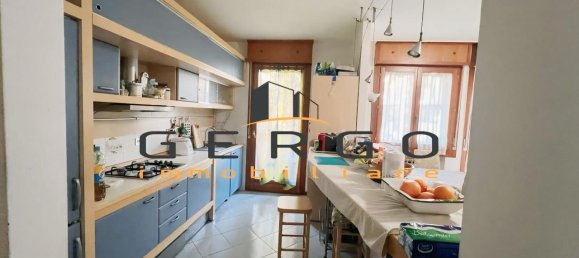 4 rooms Apartment in Selvazzano Dentro, Italy No. 2903 25
