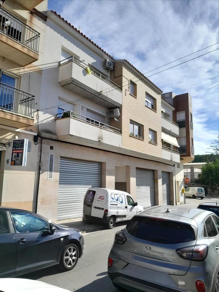 4 bedrooms Apartment in Masquefa, Spain No. 252438