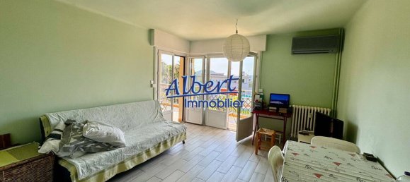 2 bedrooms Apartment in Sanary-sur-Mer, France No. 313306 2