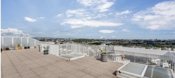 4 bedrooms Apartment in Gennevilliers, France No. 176050 3