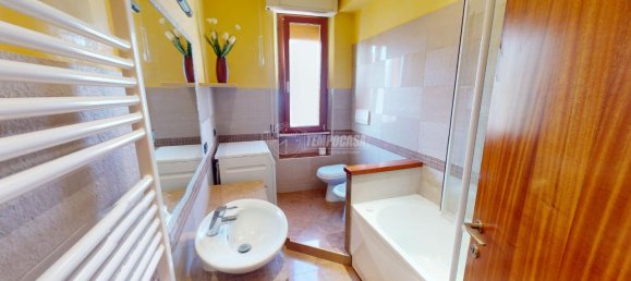 Apartamento de 5 habitaciónes en Chiaravalle, Italy No. 104321 3