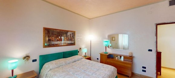 Apartamento de 5 habitaciónes en Chiaravalle, Italy No. 104321 11