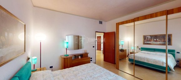 Apartamento de 5 habitaciónes en Chiaravalle, Italy No. 104321 13